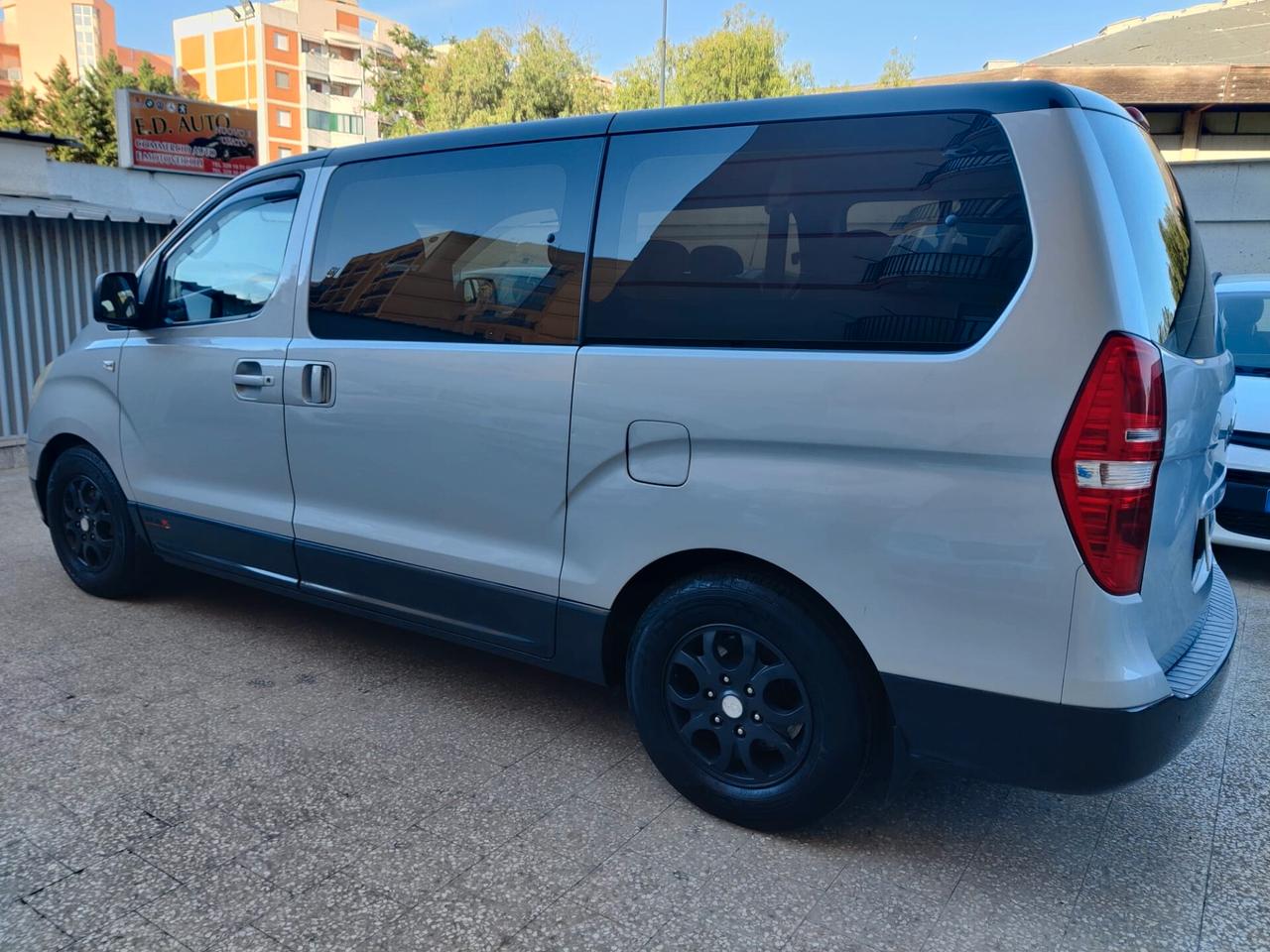 Hyundai H-1 8 POSTI PROLUNGATO