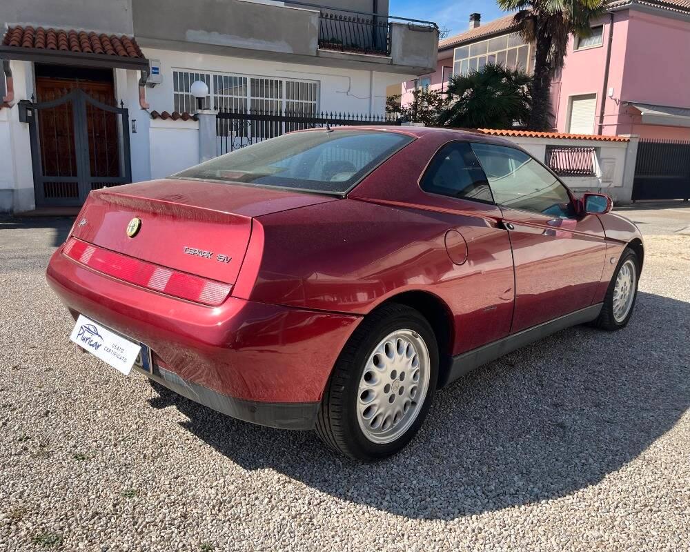 Alfa Romeo GTV 2.0 16v ts Lusso c pelle Momo
