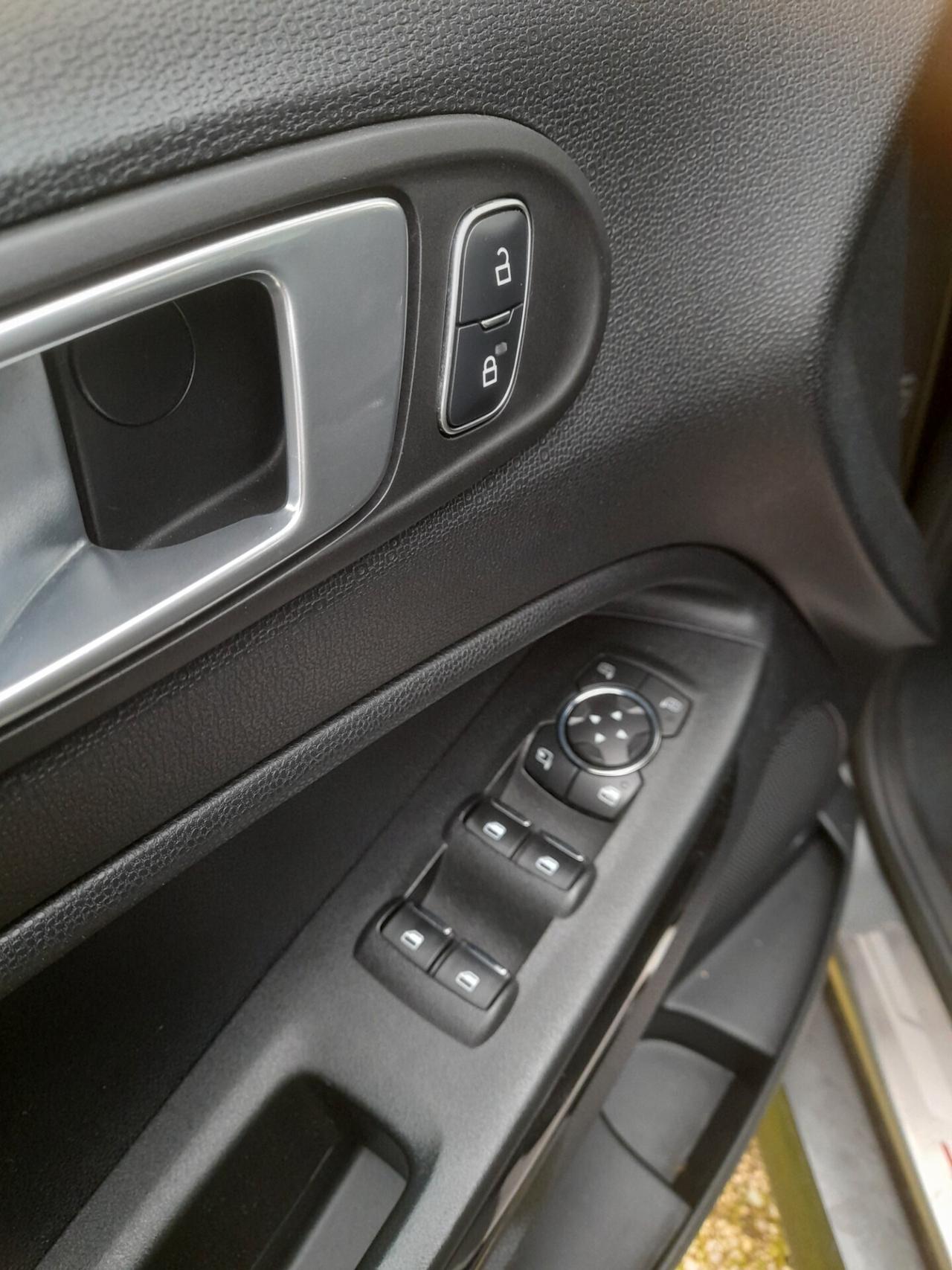 Ford EcoSport 1.5 TDCi 100 CV ST-Line PROMO