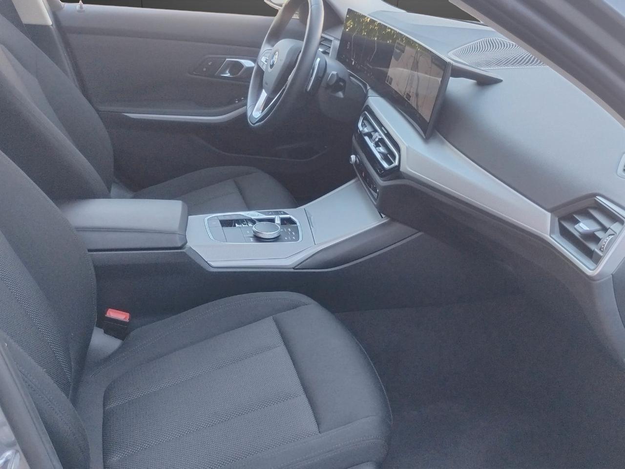 BMW 318 d Touring mhev 48V auto