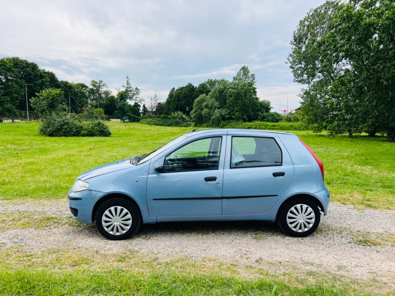 Fiat Punto 1.2 CON 12 MESI DI GARANZIA