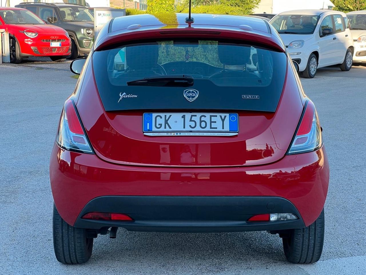 Lancia Ypsilon 1.0 FireFly 5 porte S&S Hybrid Silver Plus