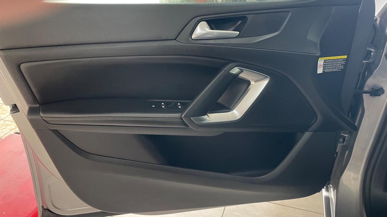 Peugeot 308 BlueHDi 120 S&S SW Allure