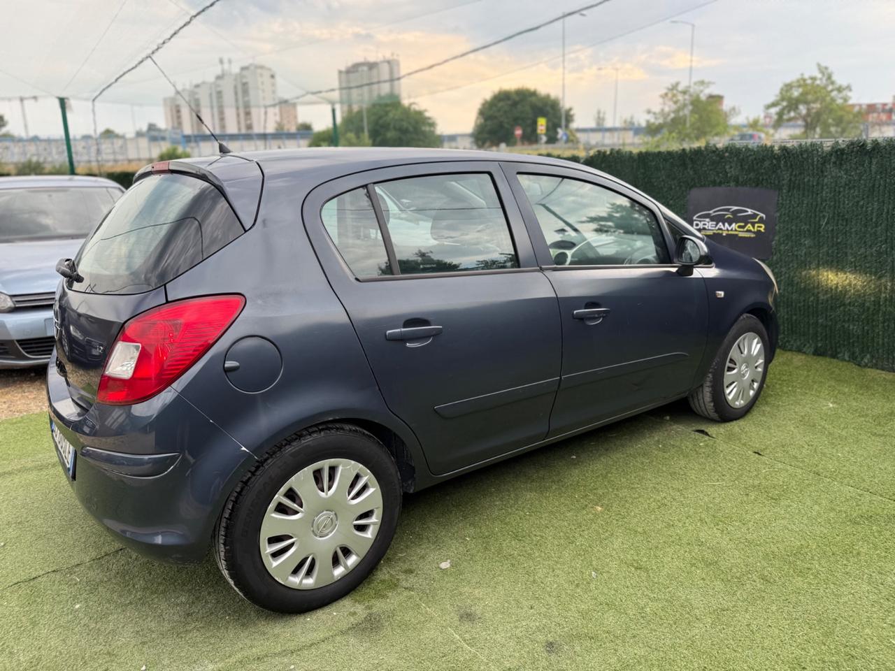 Opel CORSA 2007 1.2 BENZINA NEOPATENTATI 5 PORTE