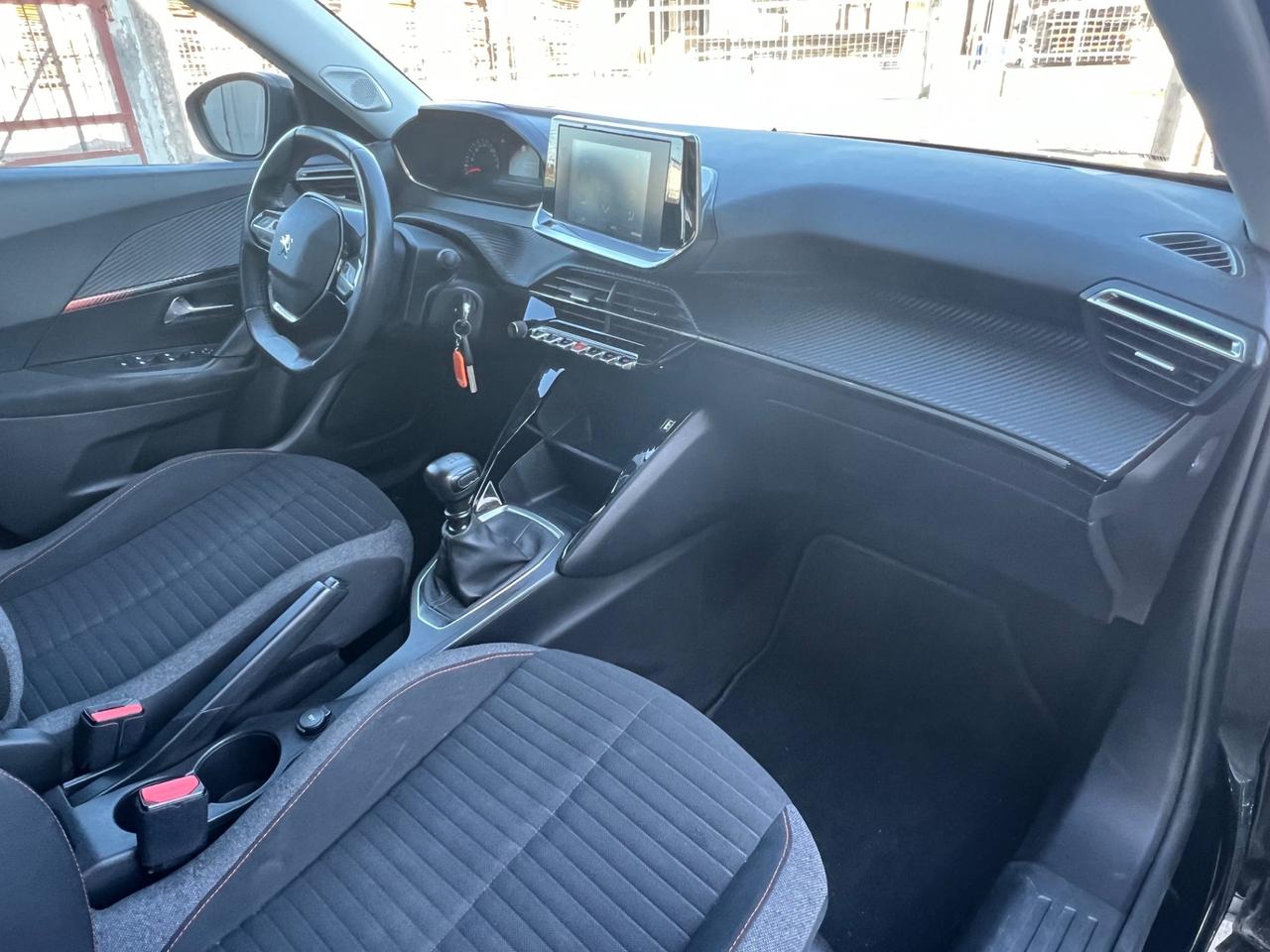 Peugeot 2008 PureTech 10 cv Active FINANZIABILE