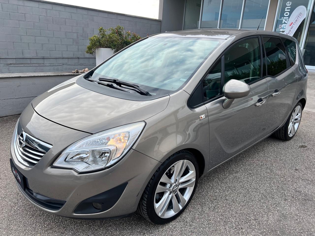 Opel Meriva 1.7 cdti Cosmo 110cv NAVI/PELLE/PDC/18; BELLA!!