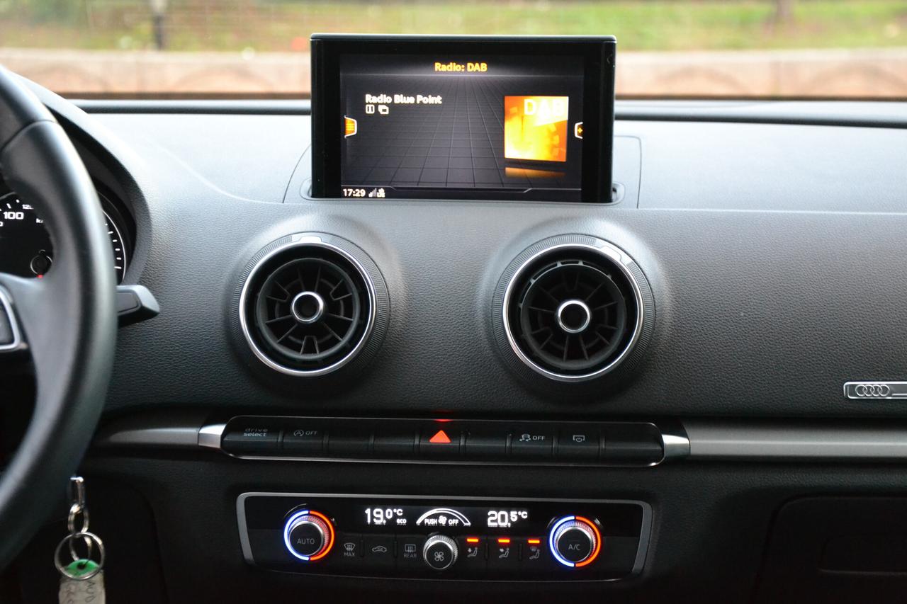 Audi A3 2.0 TDI SPB AUT.+NAVI+FULL LED+PDC+CRUISE+PRIVACY