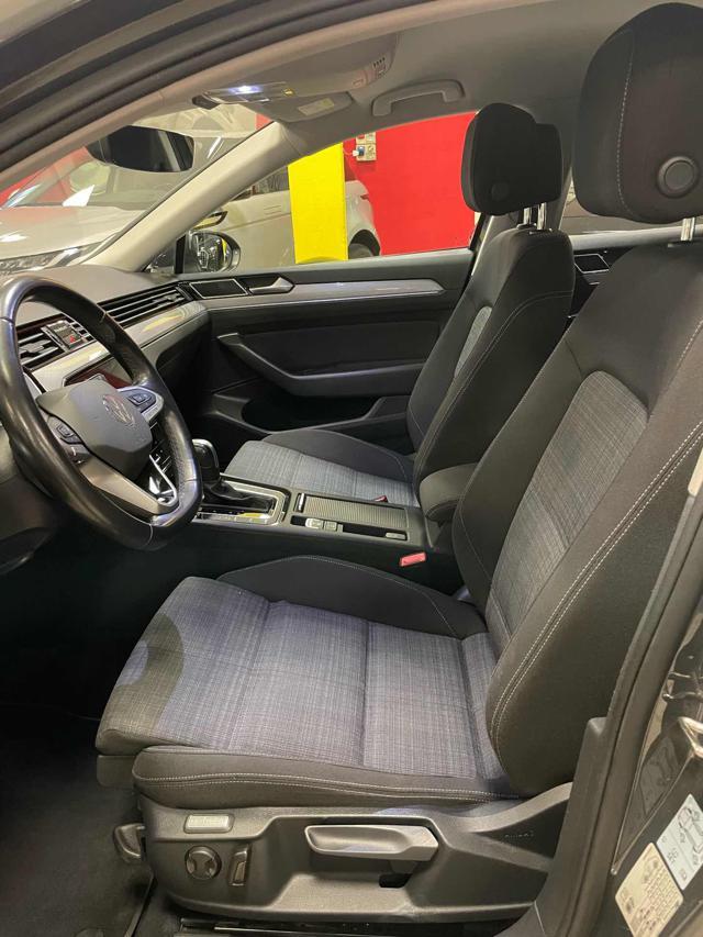 VOLKSWAGEN Passat Variant 2.0 TDI SCR EVO DSG Business**NAVI/TELECAMERA**