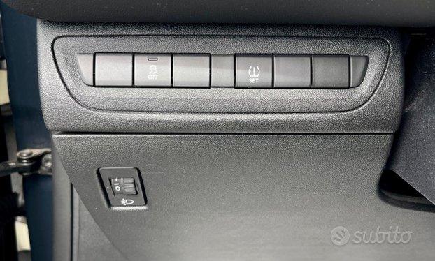 PEUGEOT 208 PureTech 68CV S&S 5 porte Like NEOPA