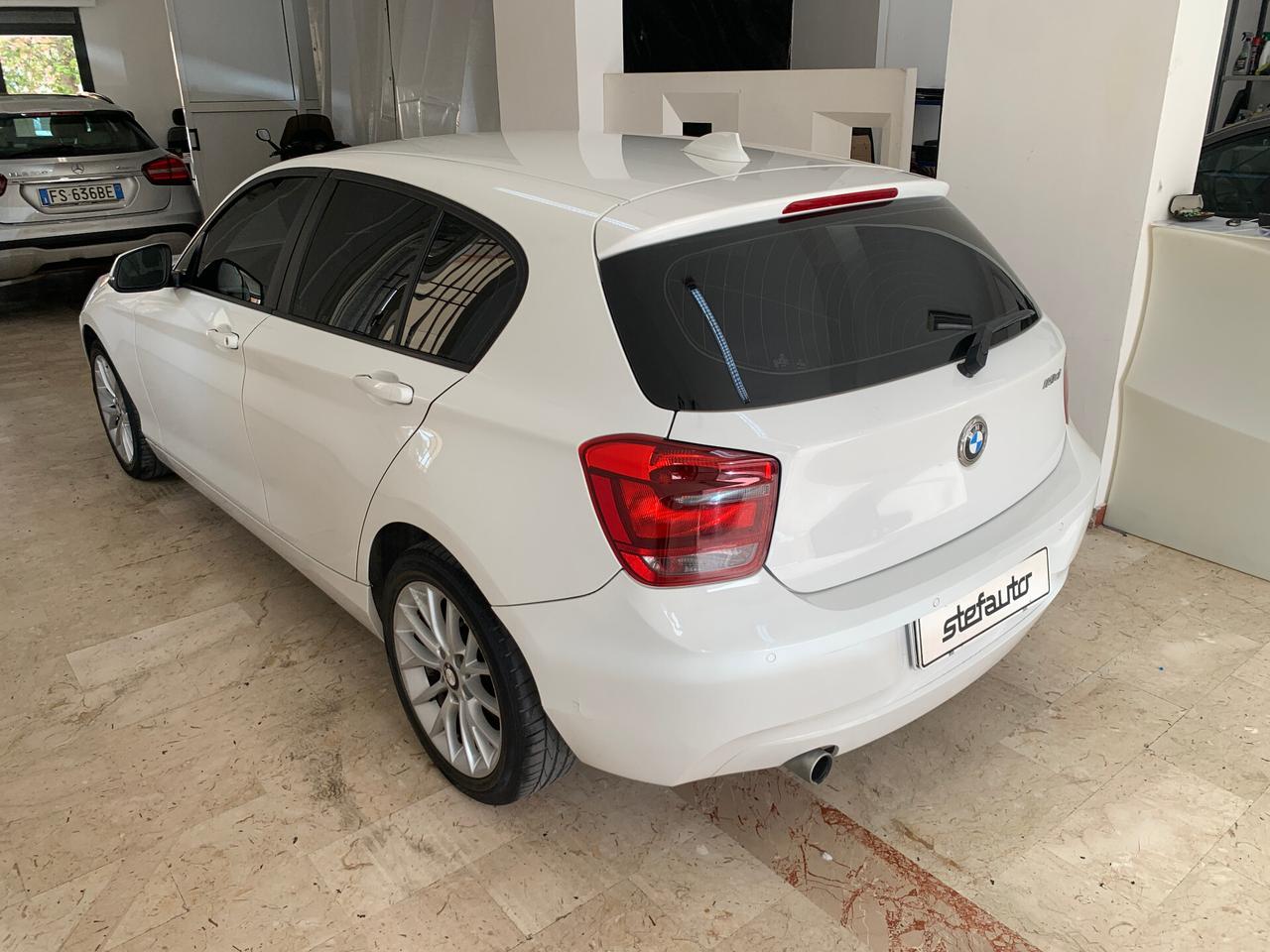 Bmw 118d 5p. Business 150.000km