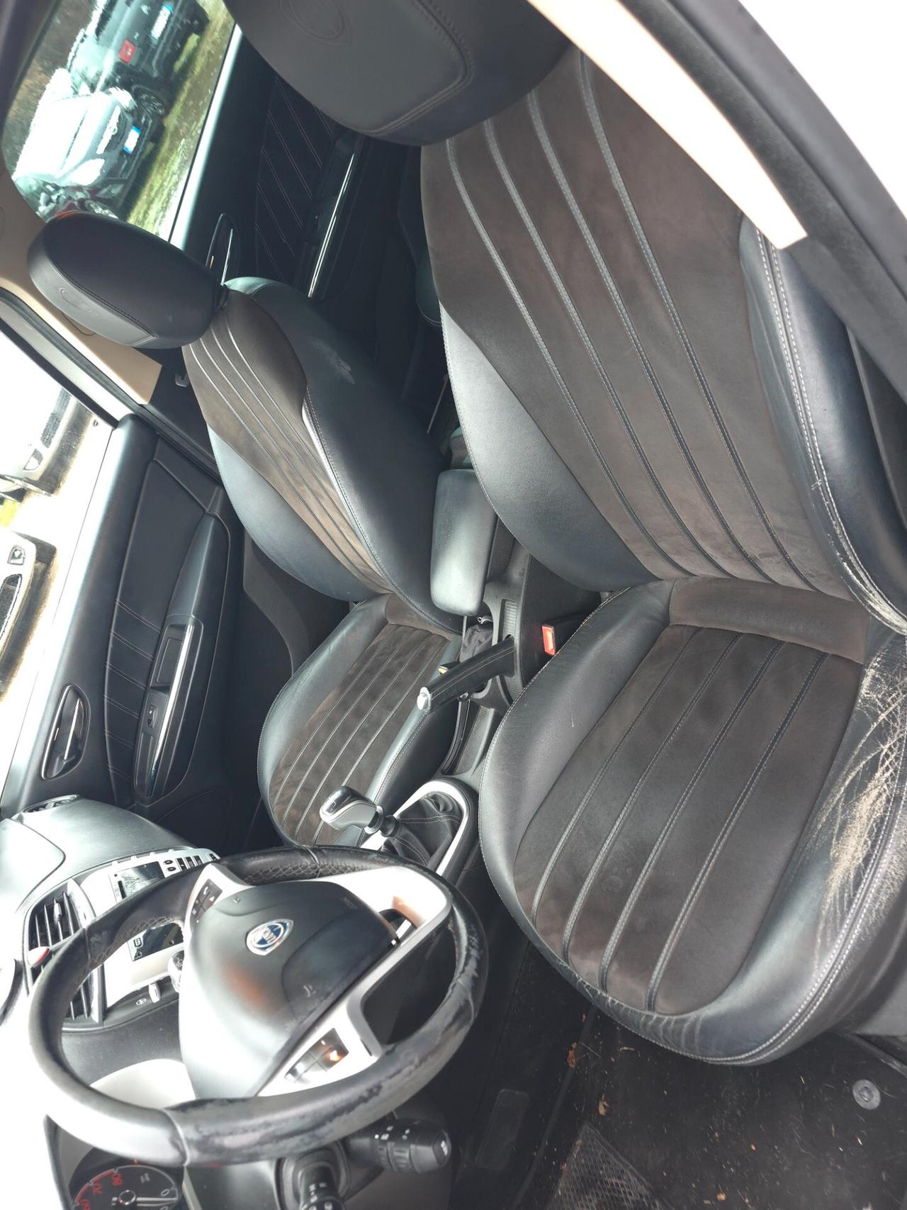 Lancia Delta 1.4 T-Jet 120 CV Platino Ecochic GPL