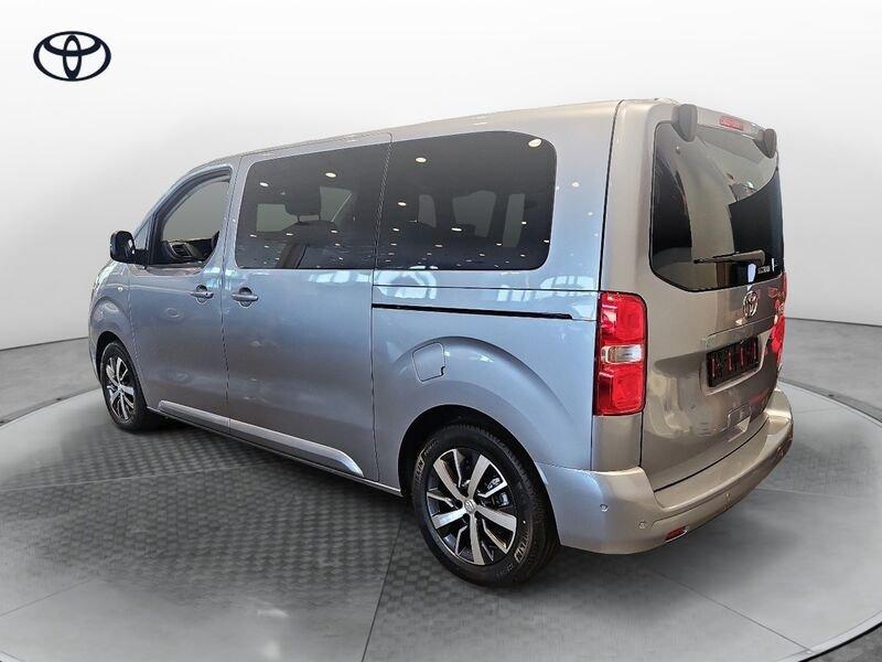 Toyota Proace Verso 2.0D 177 CV L1 Medium A/T D Executive