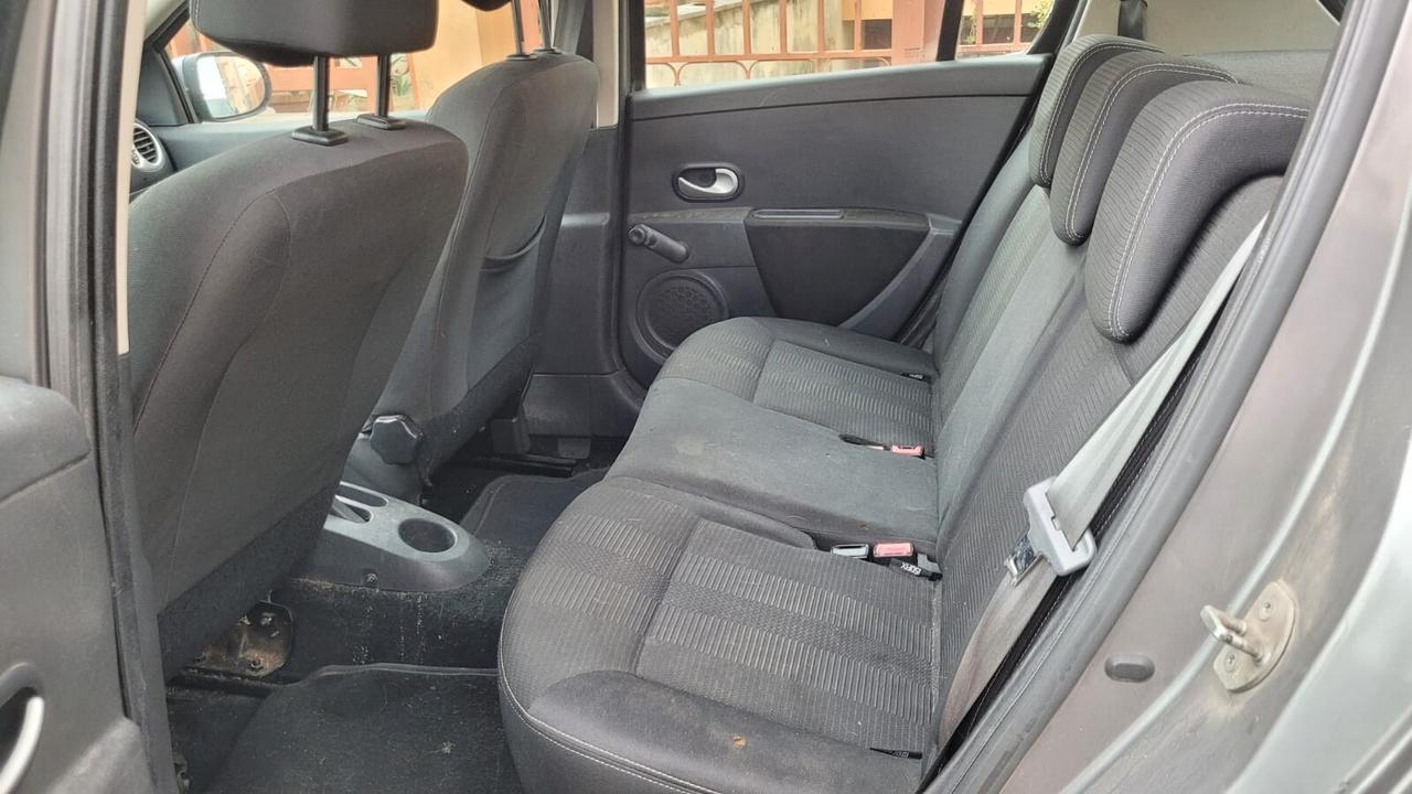 RENAULT Clio 1.2 Benzina/GPL 5p 75 CV *NAVI