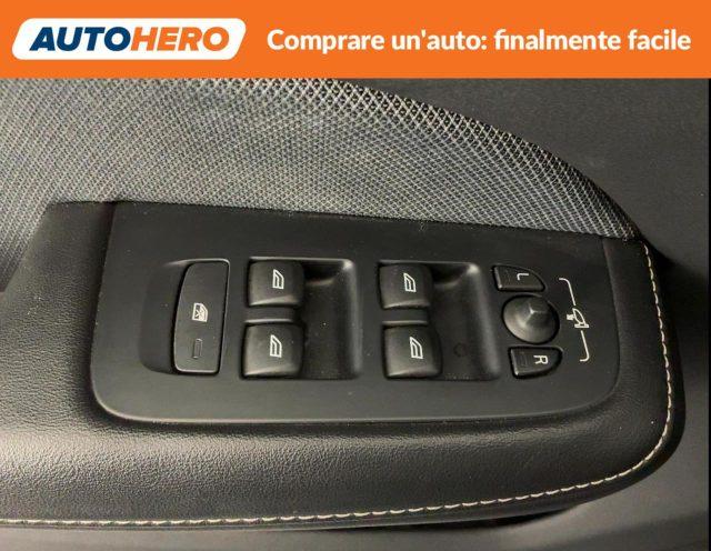 VOLVO V60 B4 automatico Plus Dark
