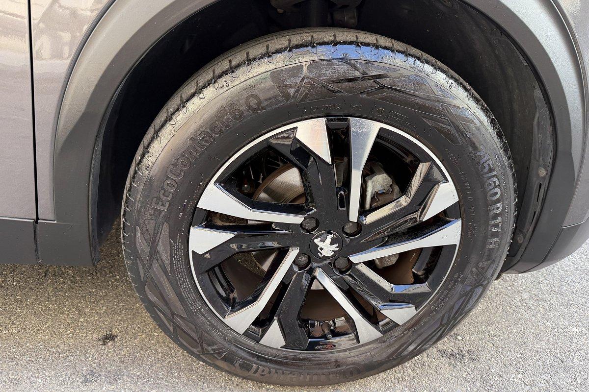 PEUGEOT 2008 PureTech 130 S&S EAT8 Allure