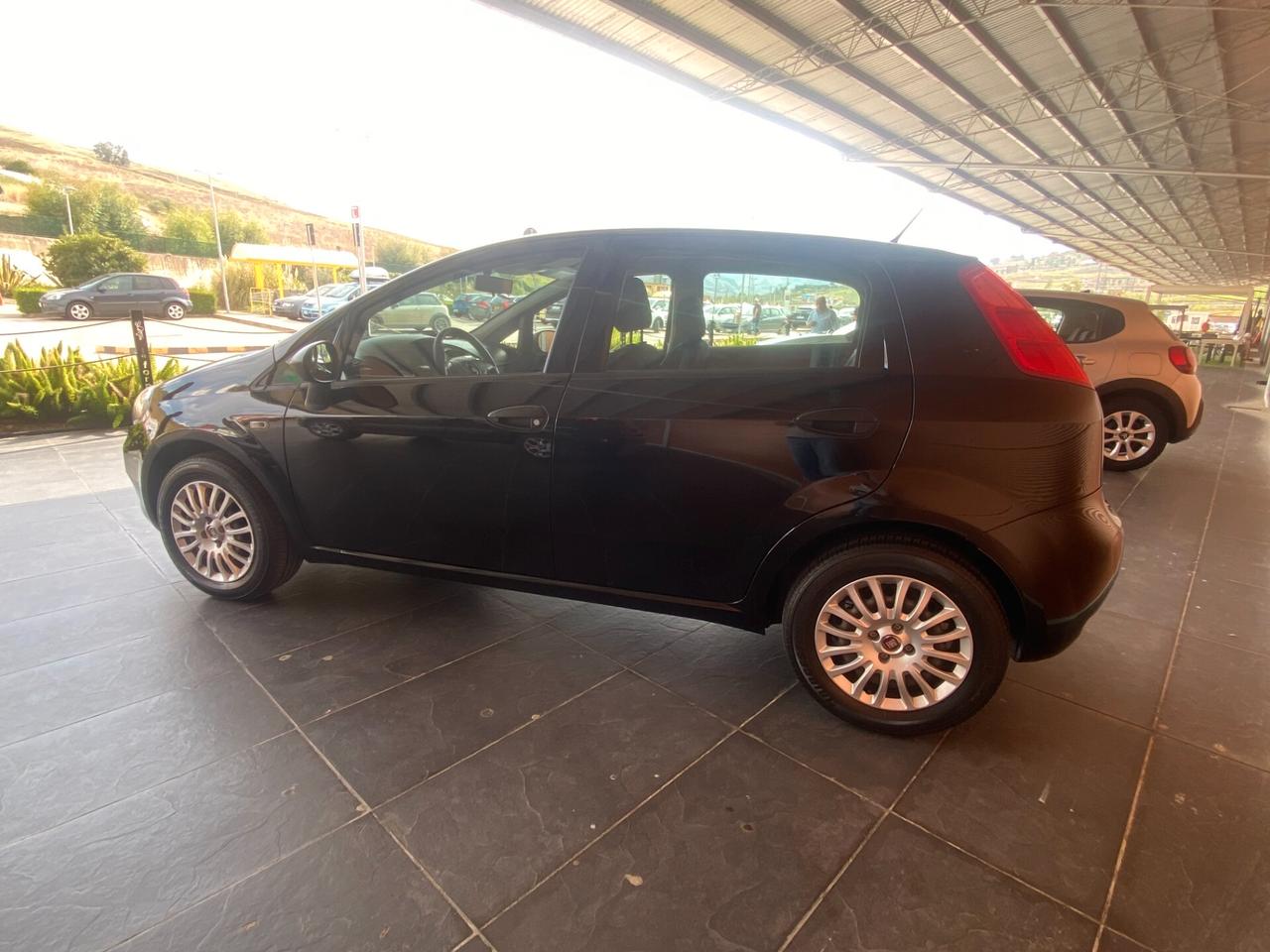 Fiat Punto 1.2 8V 5 porte Street