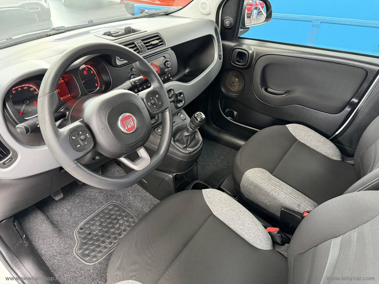 FIAT Panda 1.0 FireFly S&S Hybrid City Life NEOPATENTATI