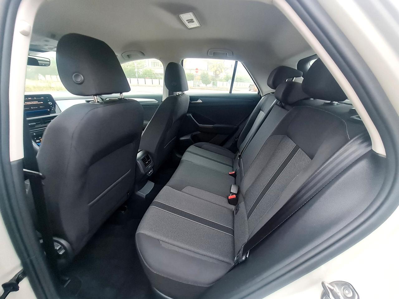 Volkswagen T-Roc 1.0 TSI 110 CV Life