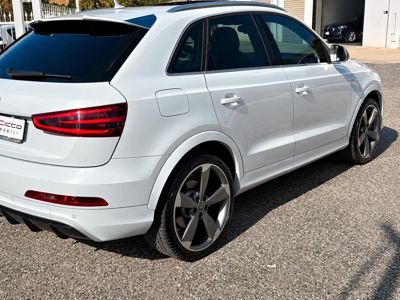 Audi Q3 RS 2.5 TFSI quattro S tronic Tetto