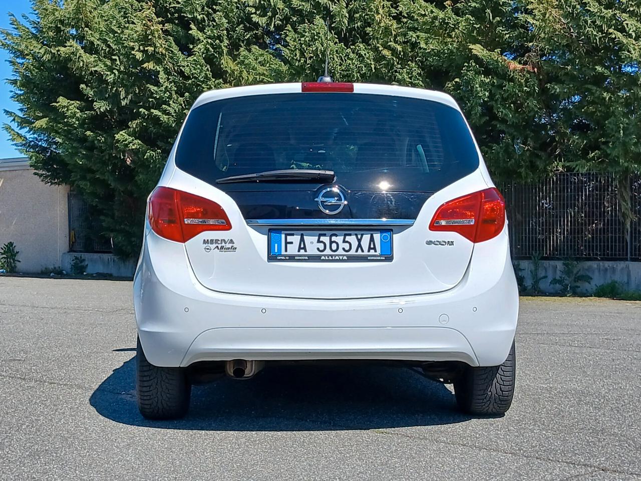 Opel Meriva 1.6 Cosmo EURO 6B !