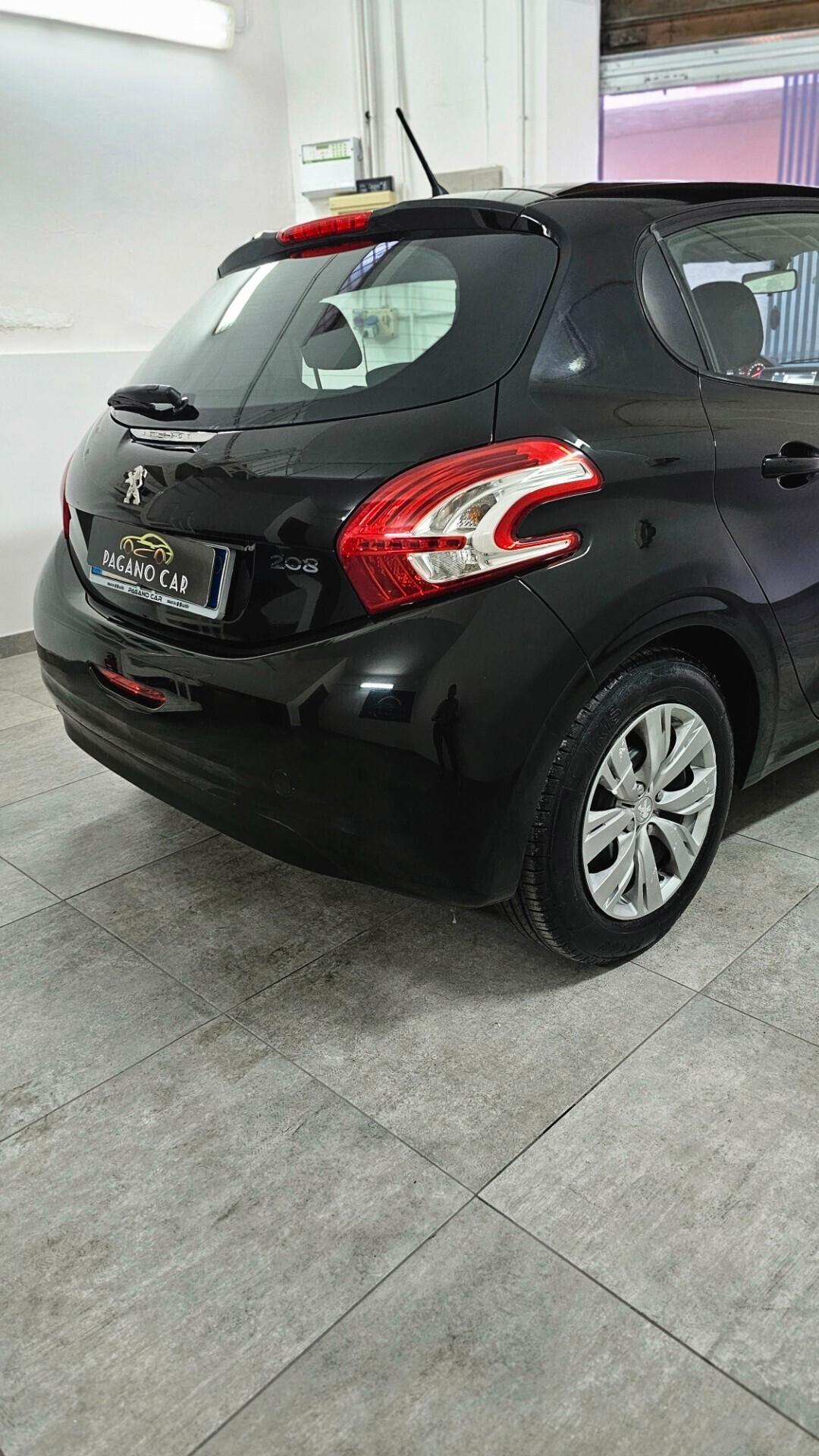 Peugeot 208 1.4 HDi 68 CV 5 porte
