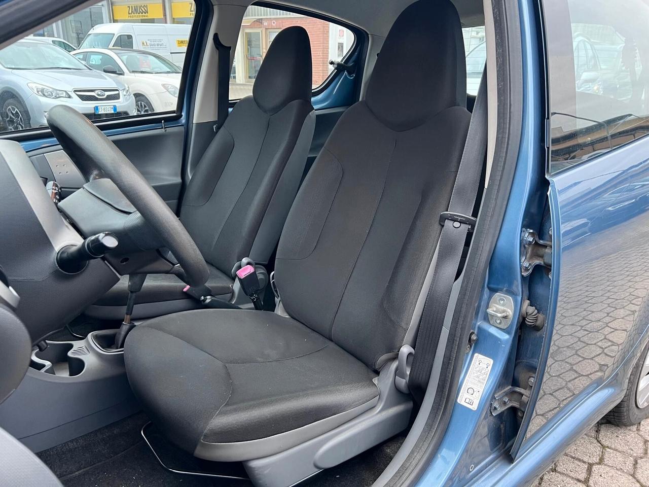 Toyota Aygo 1.0 12V VVT-i 5 porte