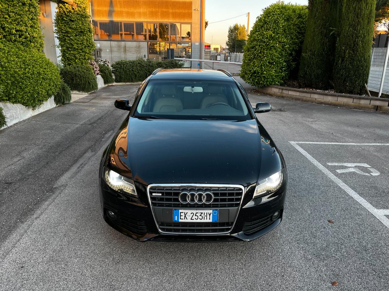 Audi A4 Avant 2.0 TDI 143CV F.AP. SLine Multitronic