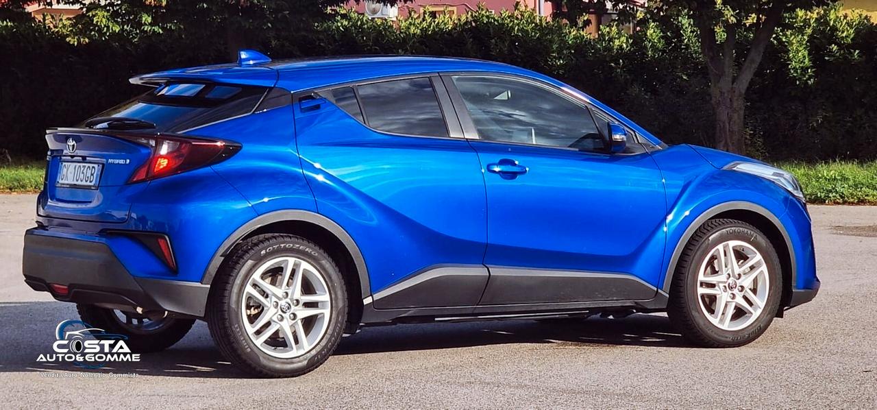 Toyota C-HR 1.8 Hybrid E-CVT Active