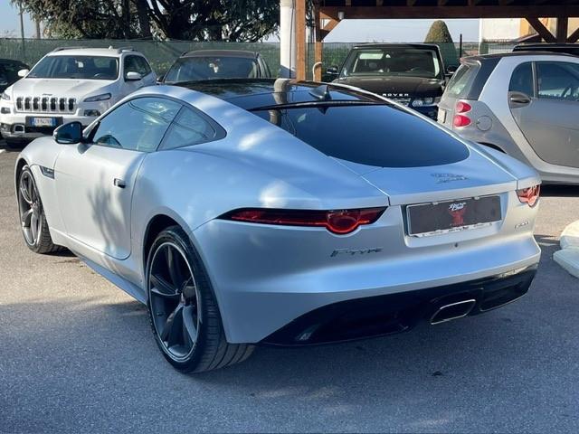 Jaguar F-Type 2.0 aut. Coupé R-Dynamic