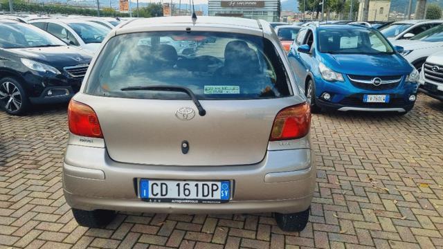 TOYOTA Yaris 1.0i 16V cat 3 porte