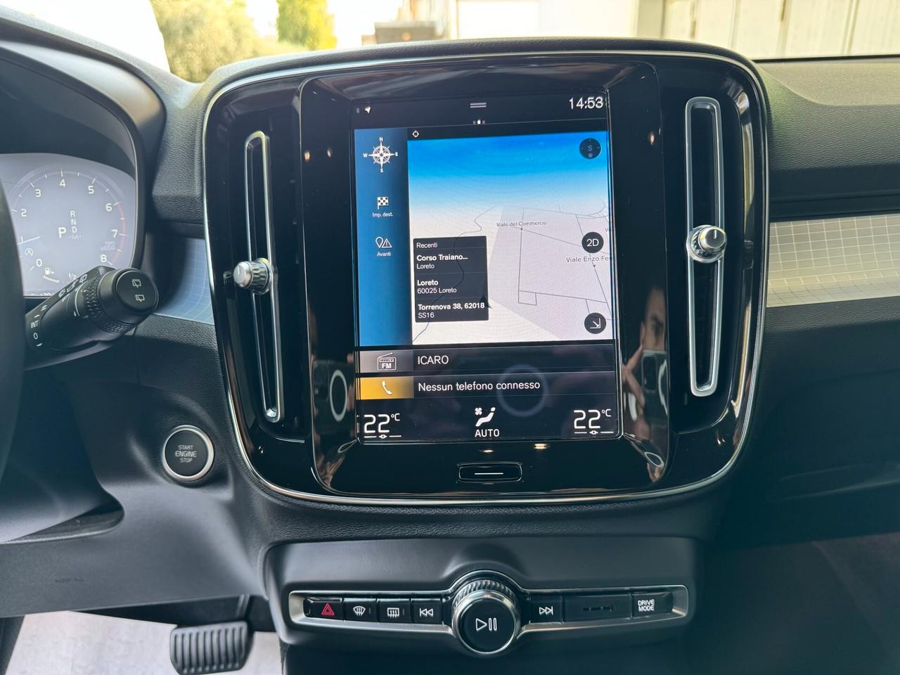 Volvo XC40 1.5 T2 Core GEARTRONIC UNIPROPR GARAN24
