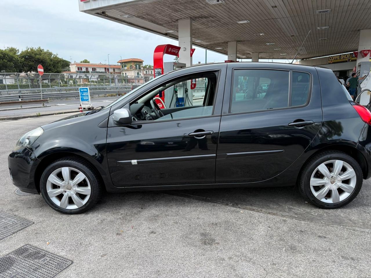 Renault Clio 1.2 SPORT 70MILAKM DA VETRINA