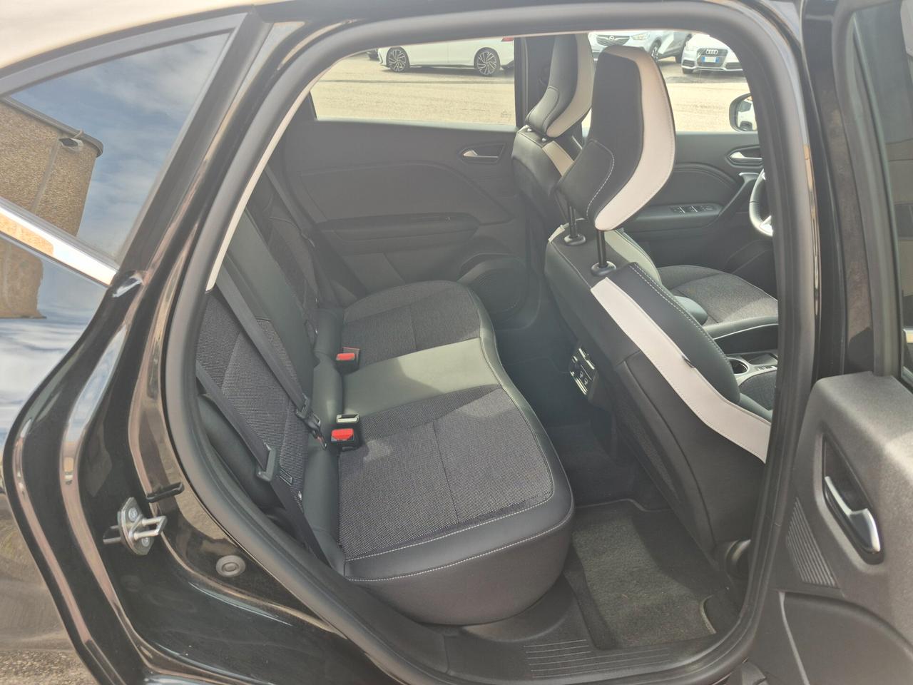 Renault Captur Mild Hybrid 140 CV Techno