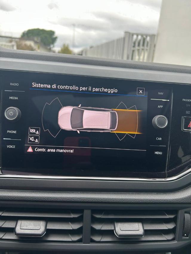 VOLKSWAGEN Taigo 1.0 TSI 110 CV DSG R-Line NEO PATENTATO