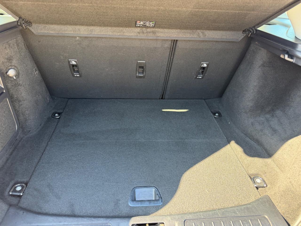 Land Rover Range Evoque 2.0 eD4 5p. Business Edition SE