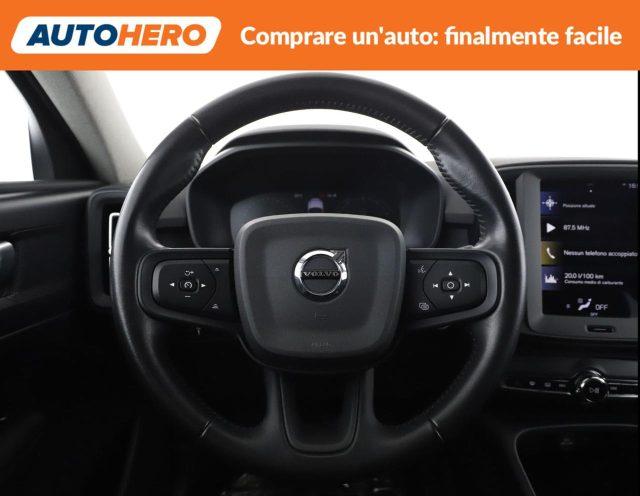 VOLVO XC40 T3 Momentum Core