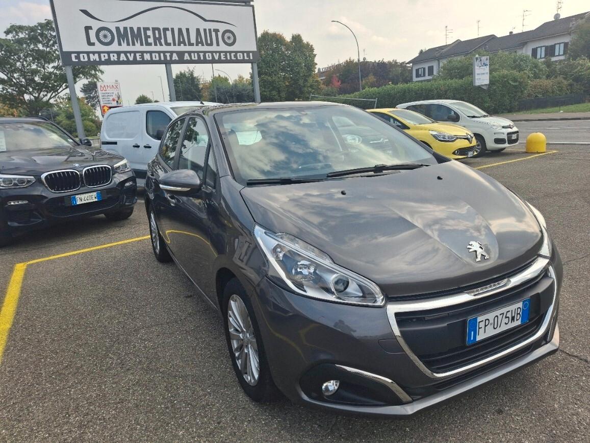 Peugeot 208 PureTech 82 5 porte Allure