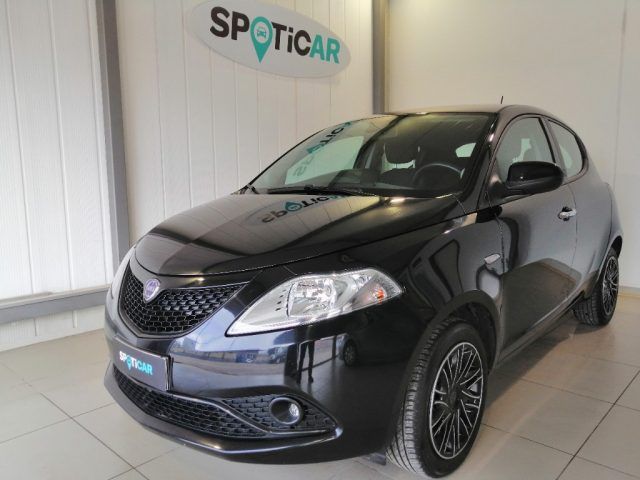 LANCIA Ypsilon 1.0 FireFly 5 porte S&amp;S Hybrid Ecochic Gold