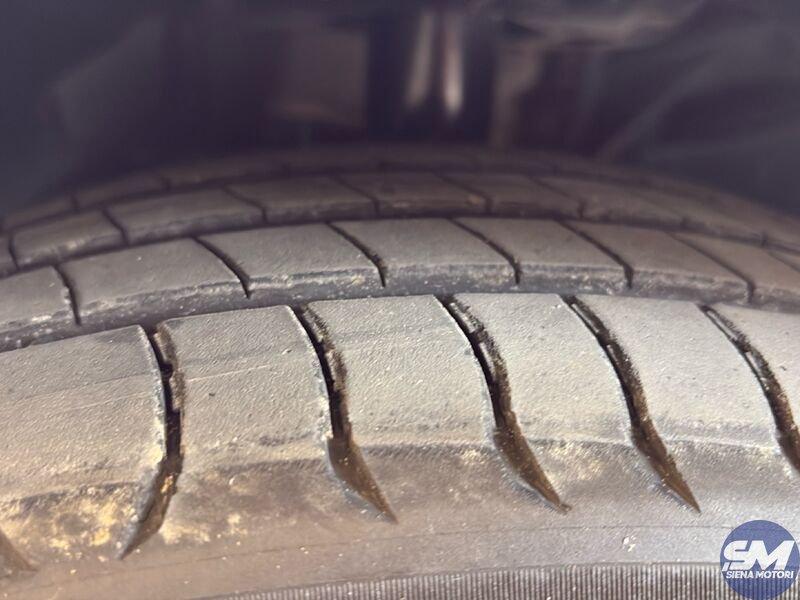 Peugeot 208 208 PureTech 75 Stop&Start 5 porte Style