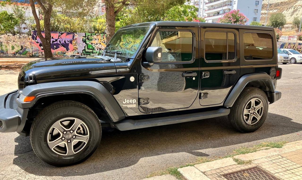 Jeep Wrangler Unlimited 2.2 Mjt II Sahara uff ITA cert