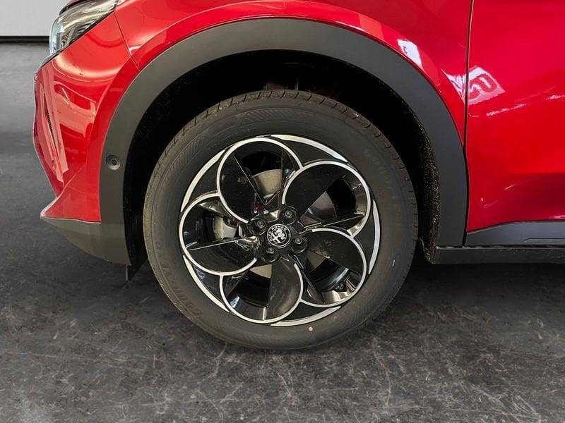 Alfa Romeo Junior 1.2 ibrida 145cv edct6