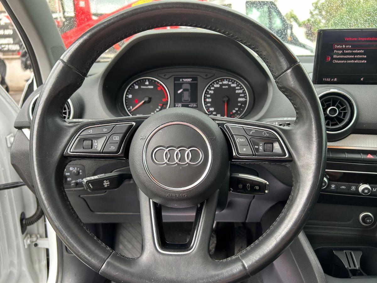 AUDI - Q2 - 1.6 TDI S tronic Business