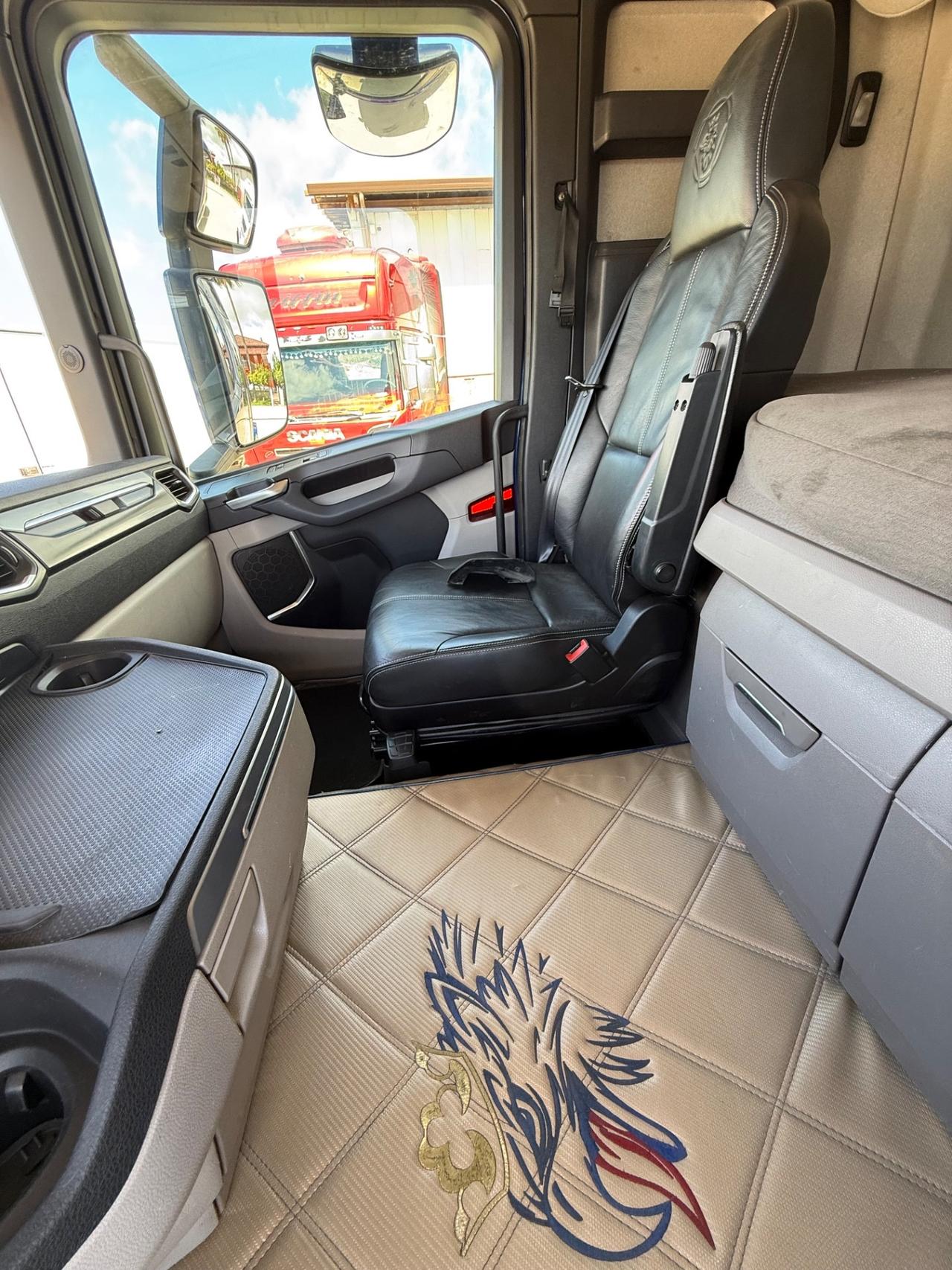 Scania R500