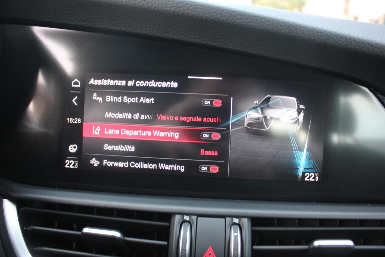 Giulia 160cv-at8*PREZZO VERO*tagliando alfa-unipro