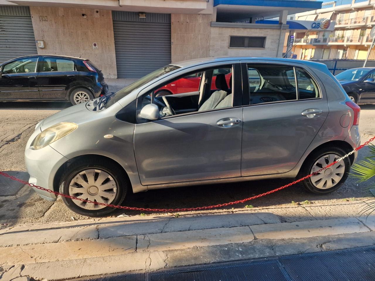 Toyota Yaris 1.3 5 porte