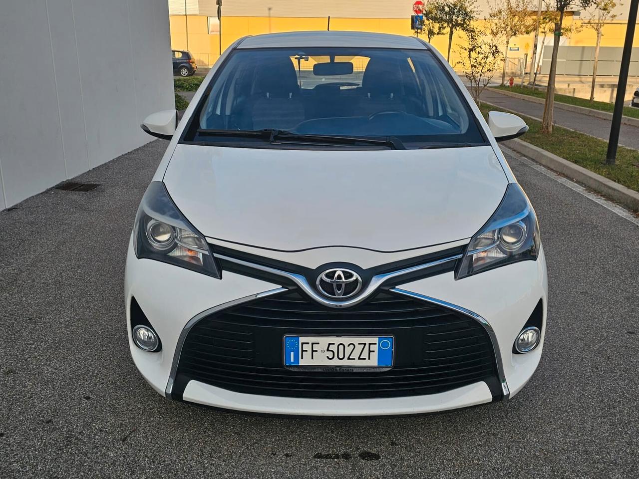 Toyota Yaris 1.0 benzina