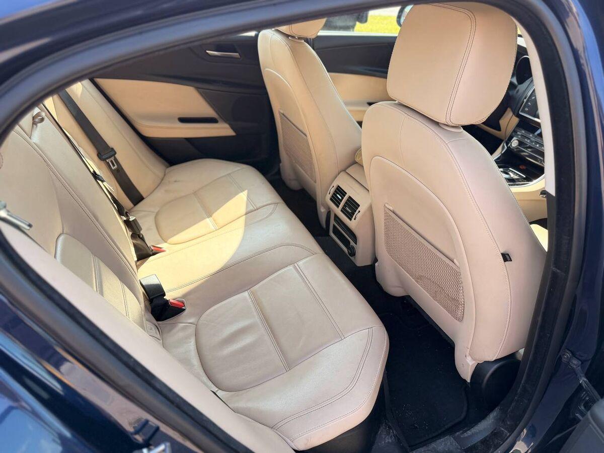 Jaguar XE Berlina XE 2.0d Prestige Business edition awd 180cv auto