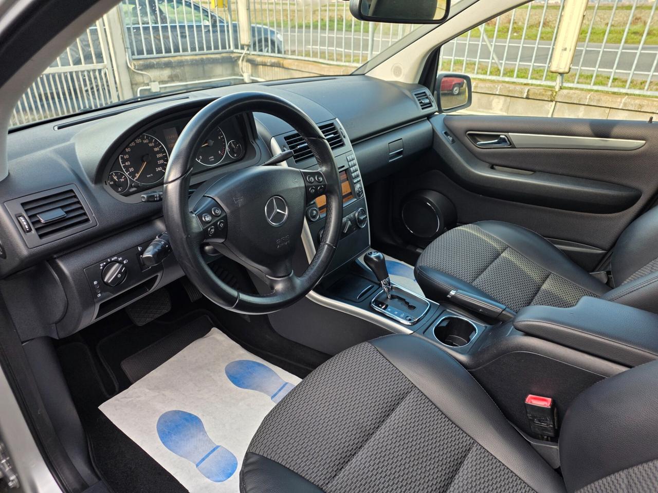 Mercedes-benz A 180 160 CDI AUTOMATIC Premium