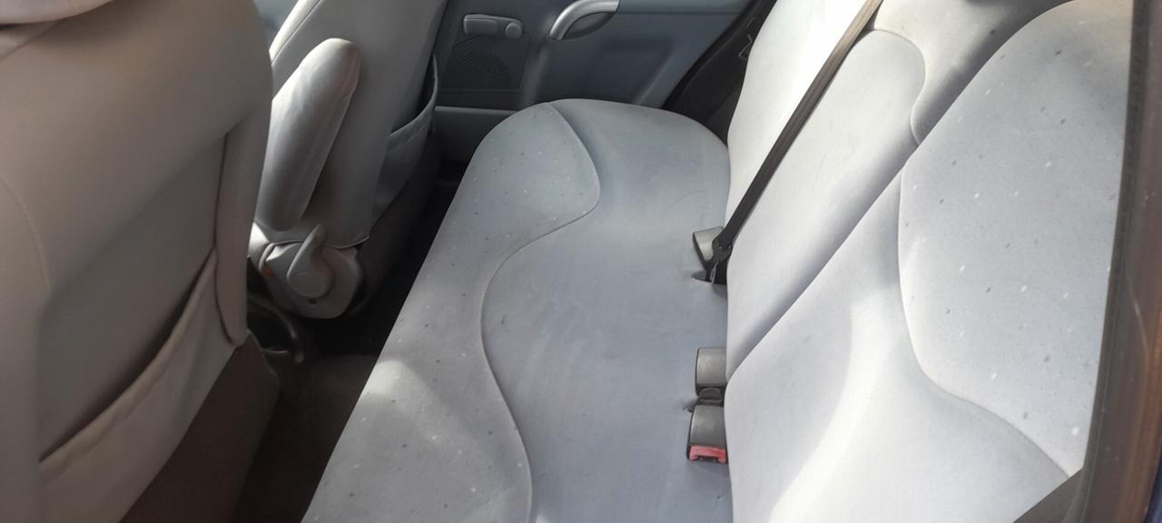 Citroen C3 1.4 HDi 70CV Elegance