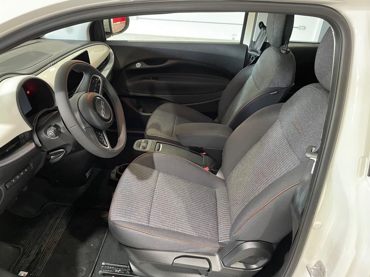 Fiat 500 500e Berlina 42 kWh Icon